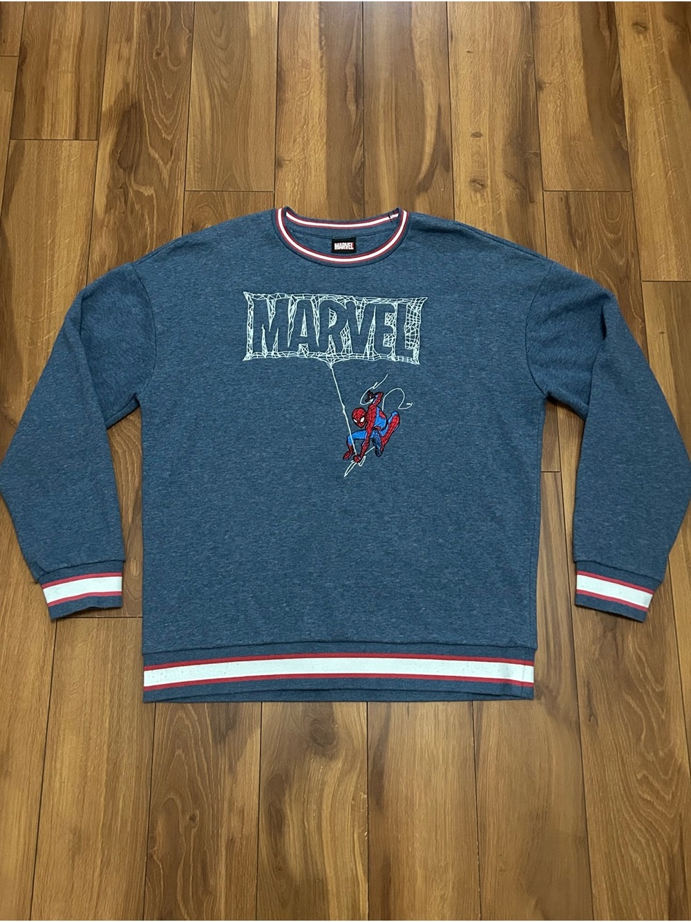 Marvel Spider-Man Men’s Large Embroidered Crewneck Sweatshirt Blue